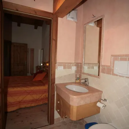 Ai Pini Deluxe Apartment