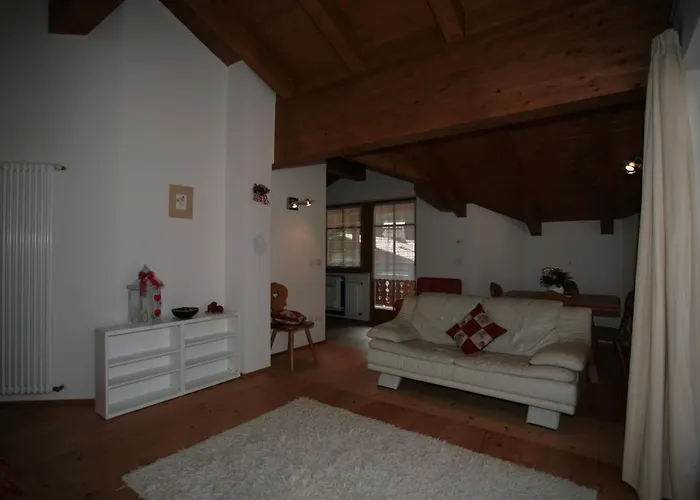 Ai Pini Deluxe Apartment