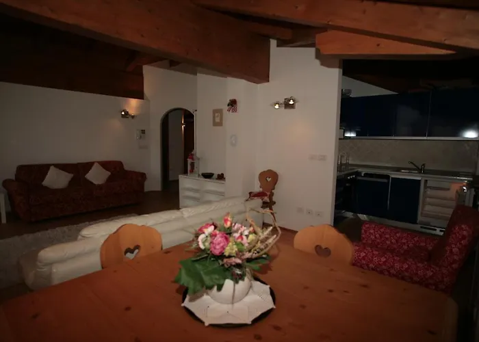 Ai Pini Deluxe Apartment *