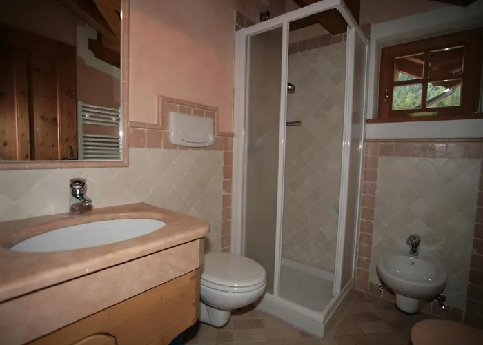 Apartment Ai Pini Deluxe Canazei