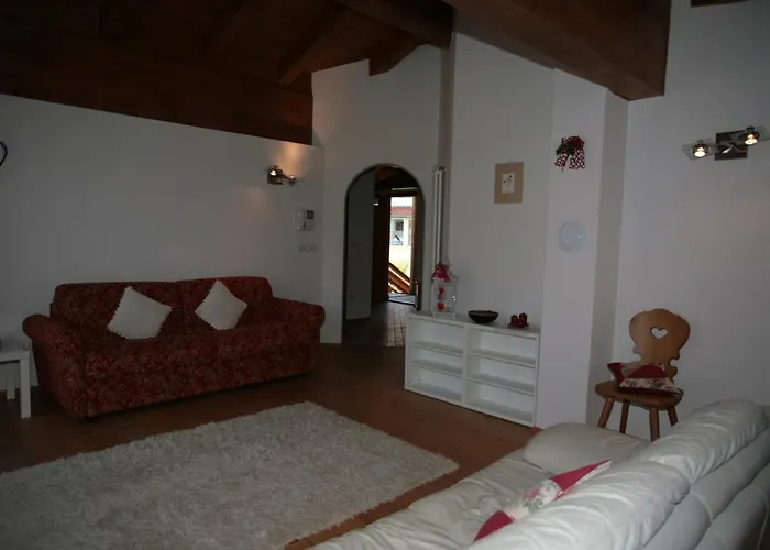 Ai Pini Deluxe Apartment