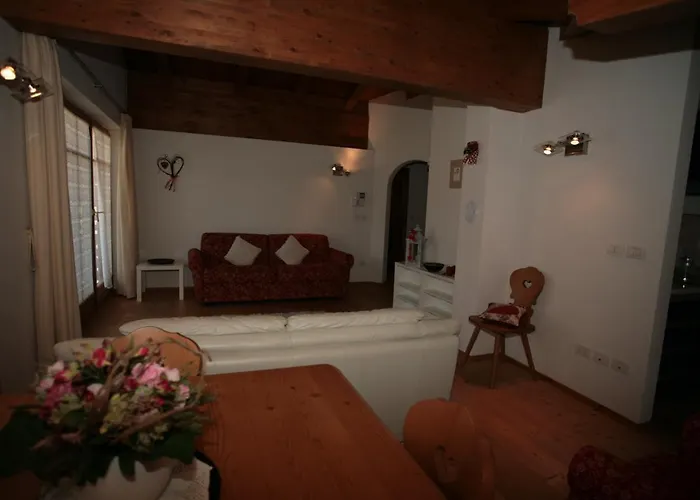 Ai Pini Deluxe Apartment