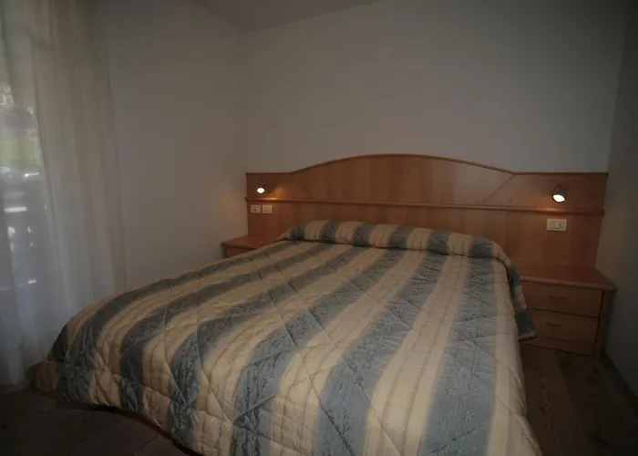 Ai Pini Deluxe Apartment Canazei