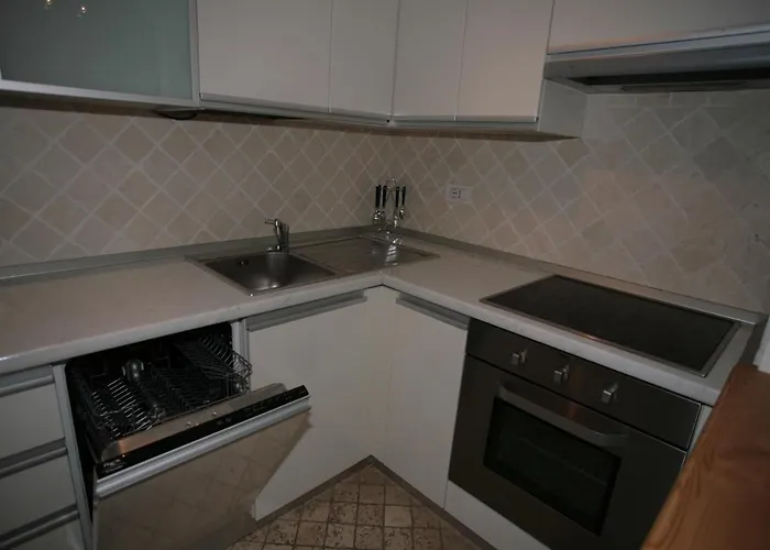 Ai Pini Deluxe Apartment *