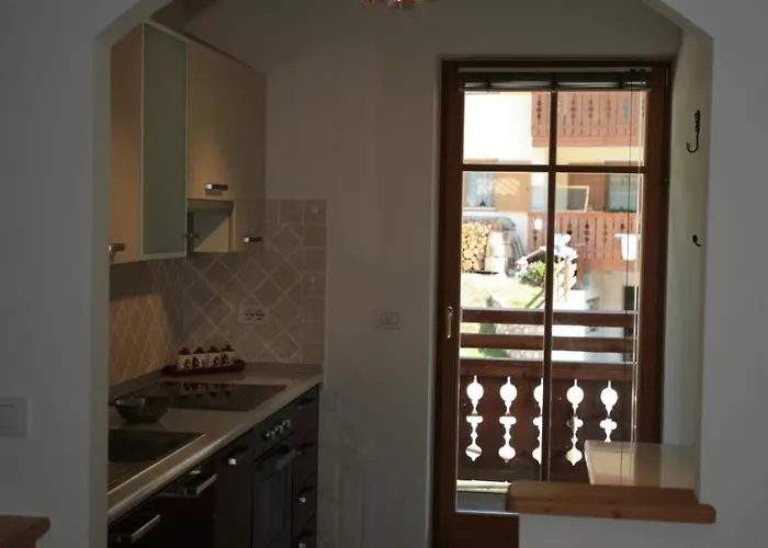 Ai Pini Deluxe Apartment Canazei